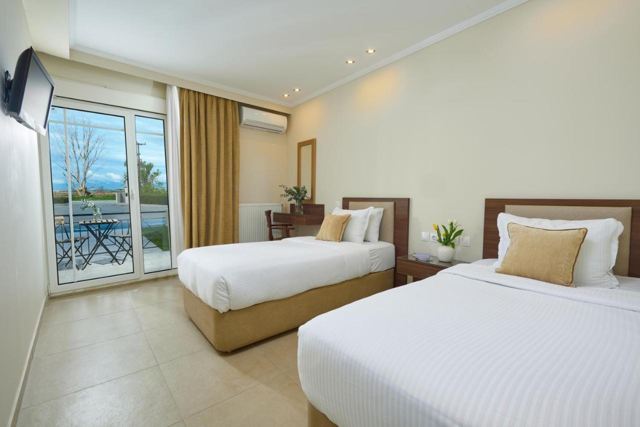 Filippos Hotel Chalkidona Exterior photo