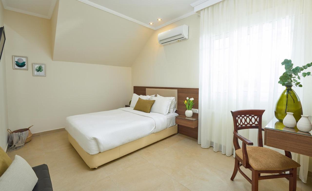 Filippos Hotel Chalkidona Exterior photo